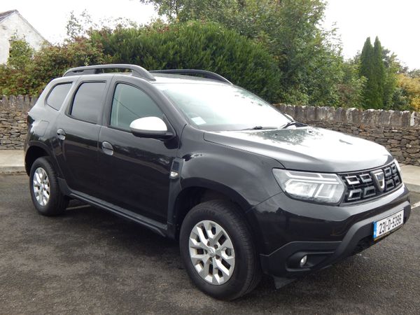 2023 Dacia Duster Comm CVRT 01/27 - Main image