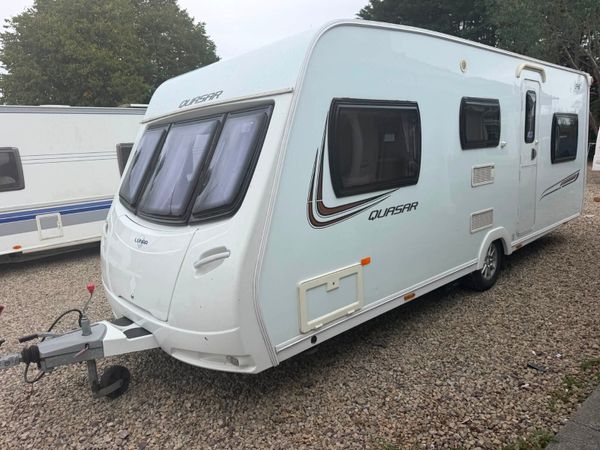 Lunar quassr 6 berth fixed bunk bed caravan - Main image