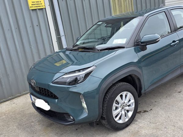 261 TOYOTA YARIS CROSS HYBRID - Main image