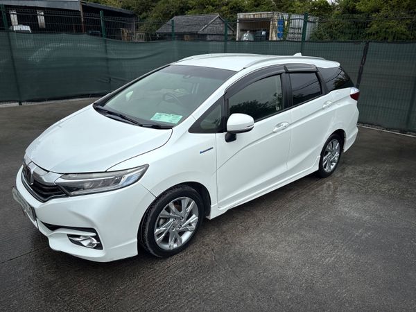2018 Honda Shuttel 1.5 Hybrid - Main image