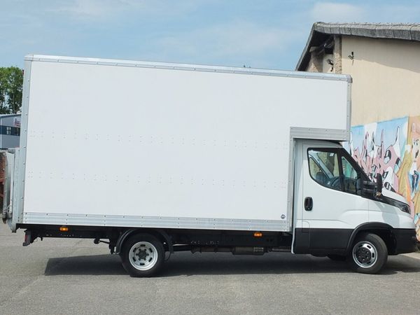 2022 Iveco Daily Luton Box Van - Main image