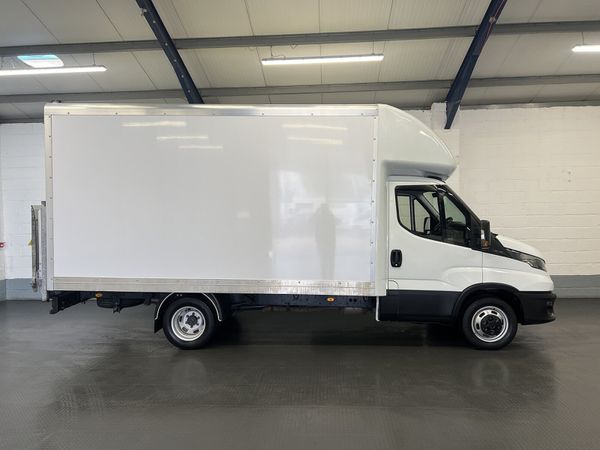 2023 Iveco Daily Luton Box Van - Main image
