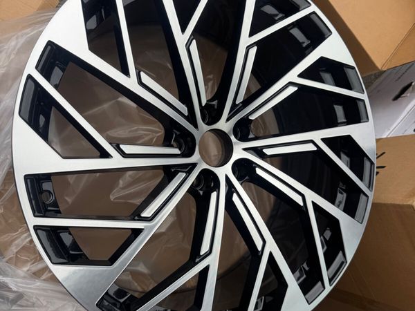 21” audi q7 alloys and tyres - Main image