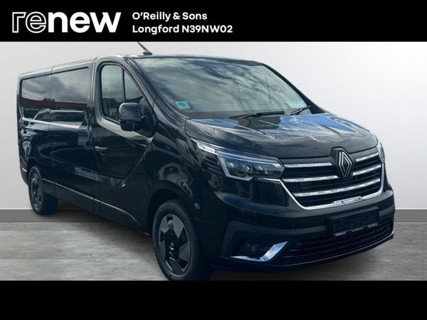 Renault Trafic 170BHP Extra Sport Auto 9S - Main image