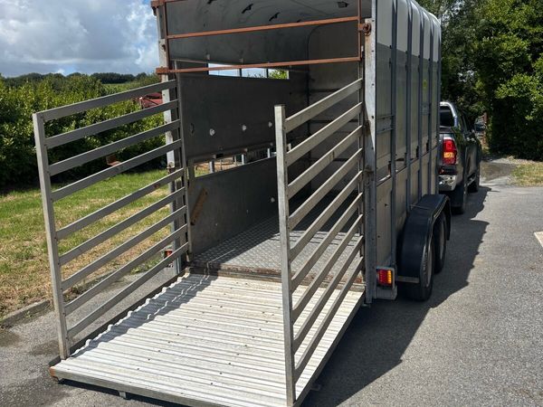 10x5”4x7 Ifor Williams cattle/horse box - Main image