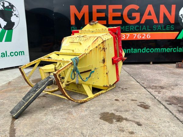 Conquip 2000 litres Concrete pouring skip........1 - Main image