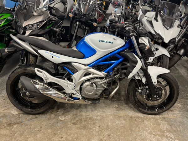 2011 Suzuki Gladius 650 - Main image