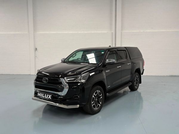 2023 Toyota Hilux Invincible 2.4 - Main image