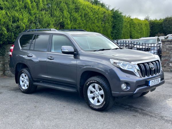 Toyota Land Cruiser 2017 Business Class - Main image