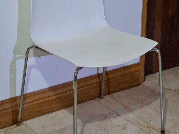 Arper Catifa 46 Canteen Chairs - Main image