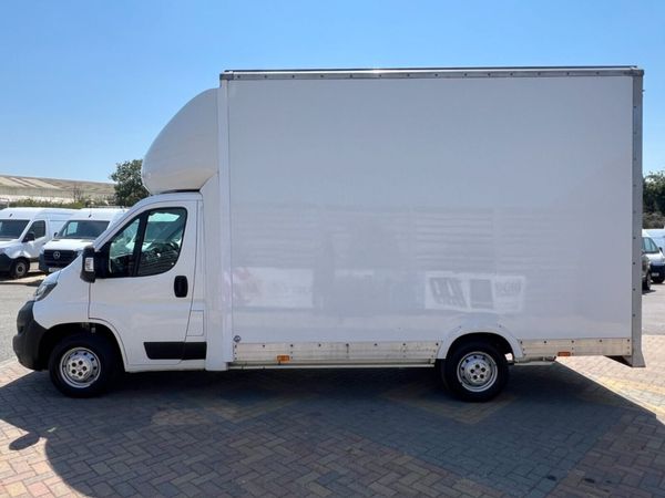 2021 Peugeot Boxer Luton Low Loader Van - Main image