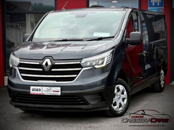 Renault Trafic LL30 ADVANCE DCI // LOW MILEAGE // - Main image