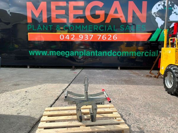 Conquip 1080/500 kerb lifting grab attachment..... - Main image