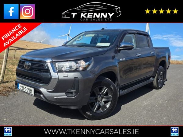 Toyota Hilux 2.4 DOUBLE CAB SR5 4DR - Main image