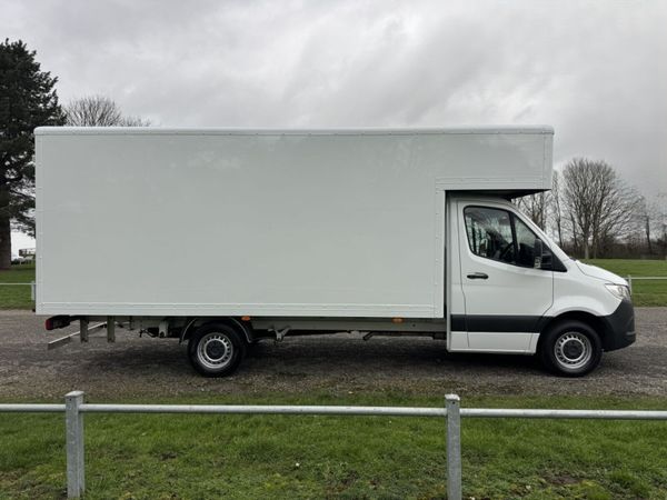 2022 Mercedes-Benz Sprinter Luton Box Van - Main image