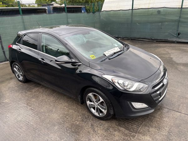 171 Hyundai i30  Light Damage - Main image