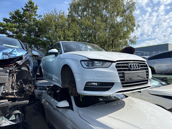 2015 AUDI A3 1.6 TDI BREAKING - Main image