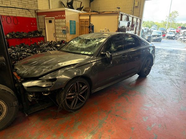 2015 AUDI A6 2.0TDI AUTO SLINE BREAKING - Main image