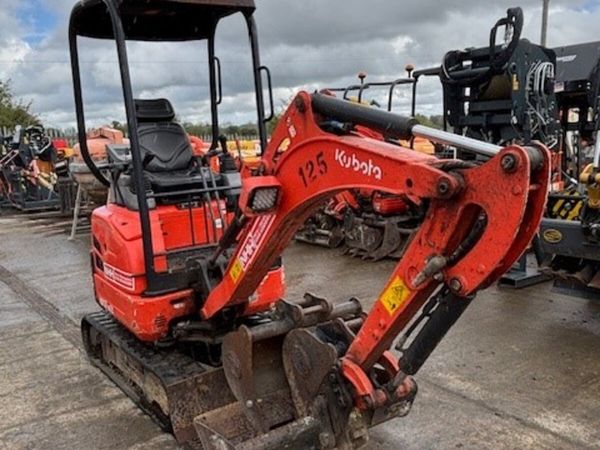 KUBOTA U17 DIGGER - Main image