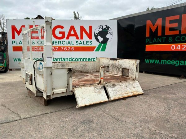Demountable insulated dropside tipping body......1 - Main image