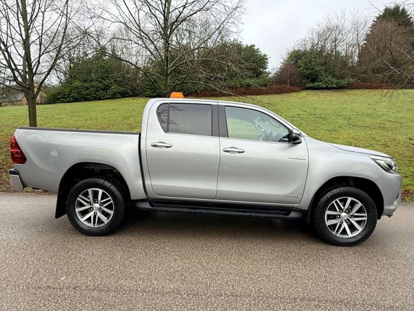 2018 Toyota Hilux PickUp Van - Main image