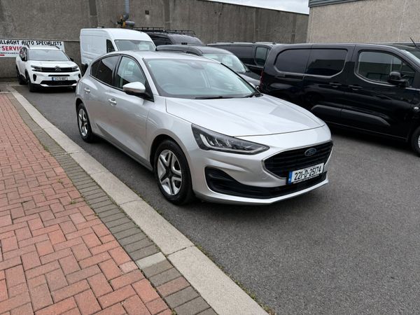 2022 Ford Focus AUTOMATIC Carvan - Main image
