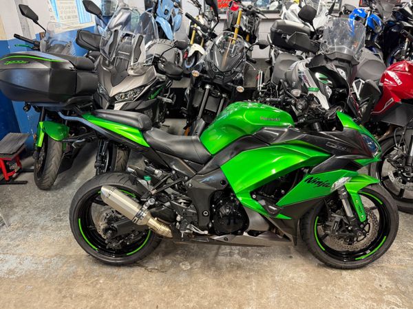 2017 Kawasaki Z1000SX - Main image
