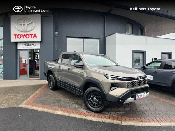 Toyota Hilux 2.8 - Main image