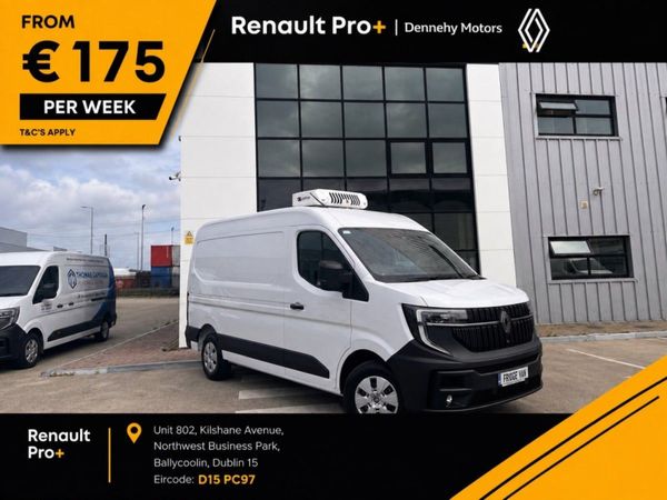 Renault Master FRIDGE VAN WITH PLUG IN OVERNIGHT - Main image