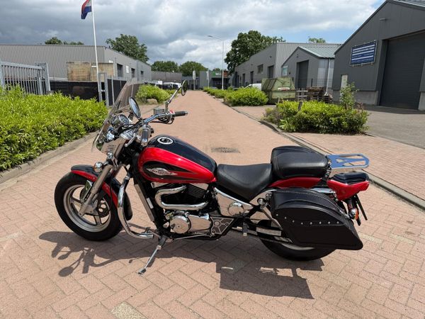 SUZUKI MARAUDER 800 - Main image