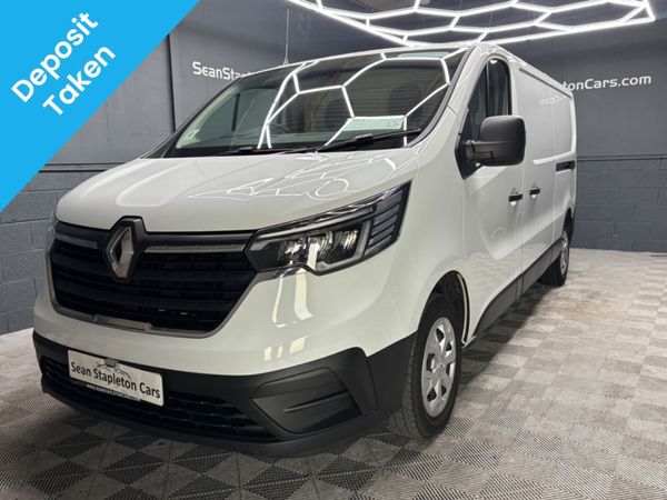 Renault Trafic LL30 BLUE DCI 130 BUSIN - Main image