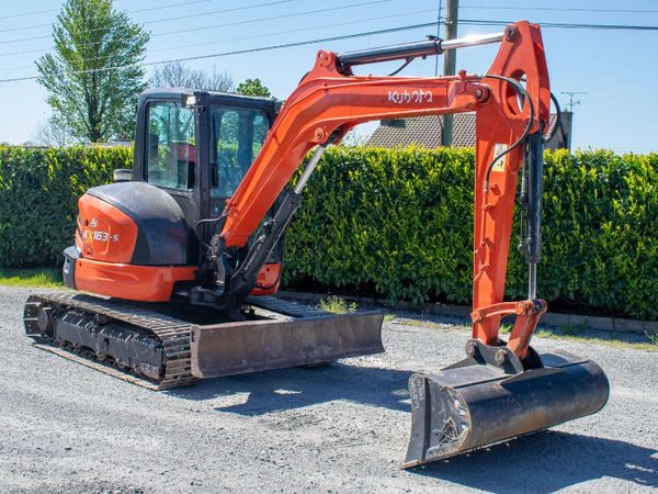 2020 Kubota KX163-5 Digger - Main image