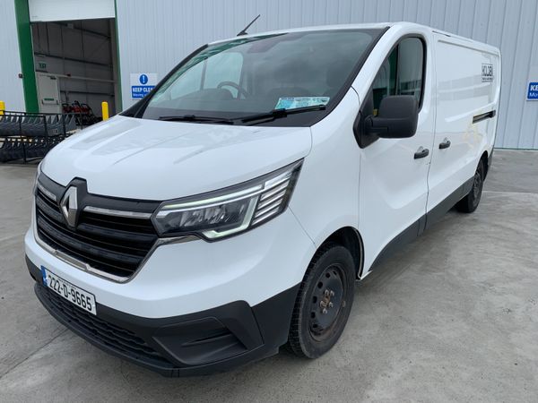UNRESERVED 2022 RENAULT TRAFIC VAN FOR AUCTION - Main image