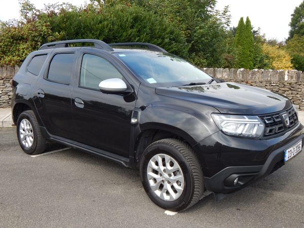 2023 Dacia Duster Comm CVRT 01/27 - Main image