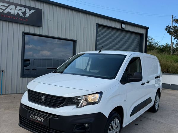Peugeot Partner 2021 - Main image