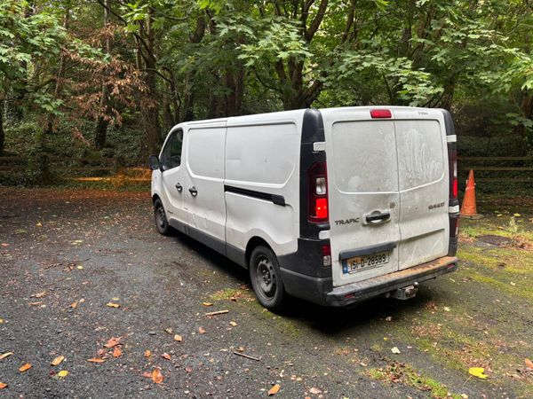 Renault Trafic 2015 - Main image