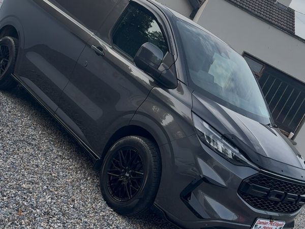 2025 Ford Transit Custom - Main image