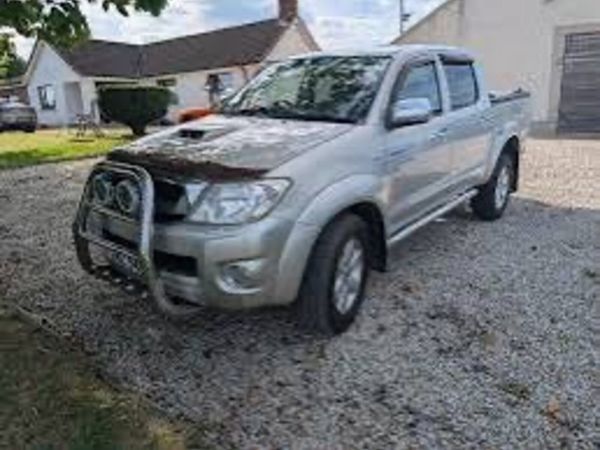 Wanted Toyota hilux - Main image