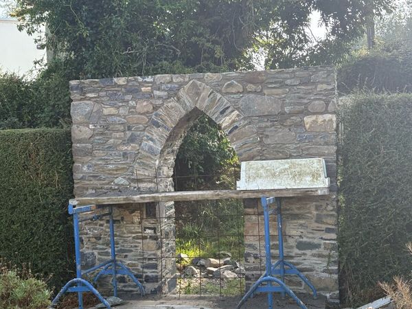 Labourer for Stonemason - Main image