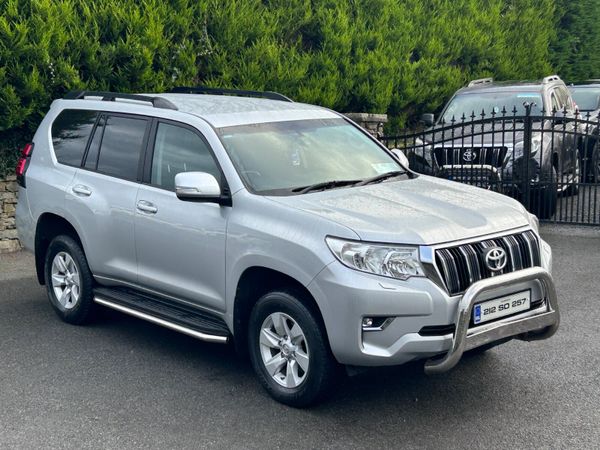 2021 Toyota Land Cruiser LWB - Main image