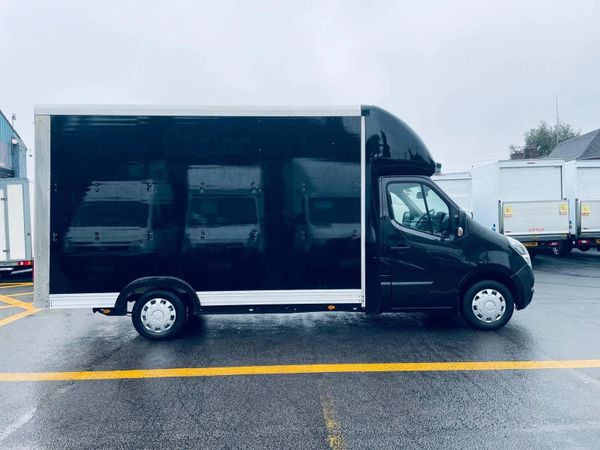 2022 Vauxhall Movano Luton Low Loader Van - Main image