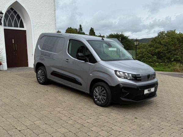 2024 (242reg) Peugeot Partner Asphalt AUTO 130bhp - Main image