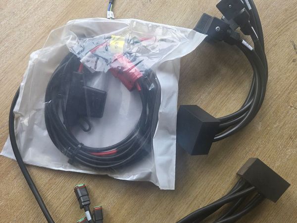 Power cables - Main image