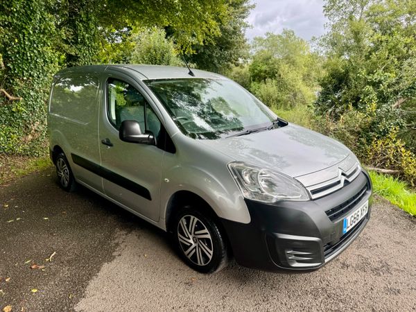 Late 2016 Citroen Berlingo Enterprise (VRT €250) - Main image