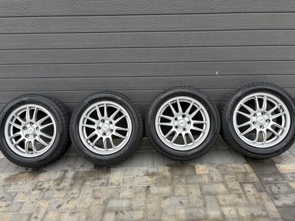 BIG SELECTION VOLKSWAGEN GOLF/CADDY ALLOYS & TYRES - Main image