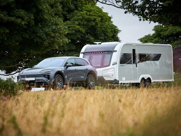 NEW 2027 COACHMAN LASER - Main image