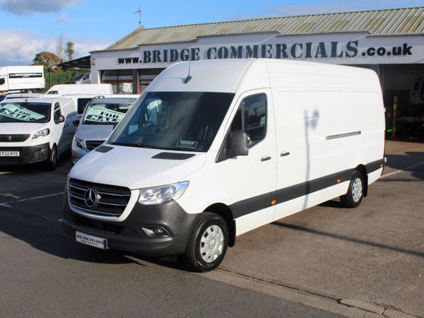2024 Mercedes-Benz Sprinter 317 L3H2 Premium - Main image