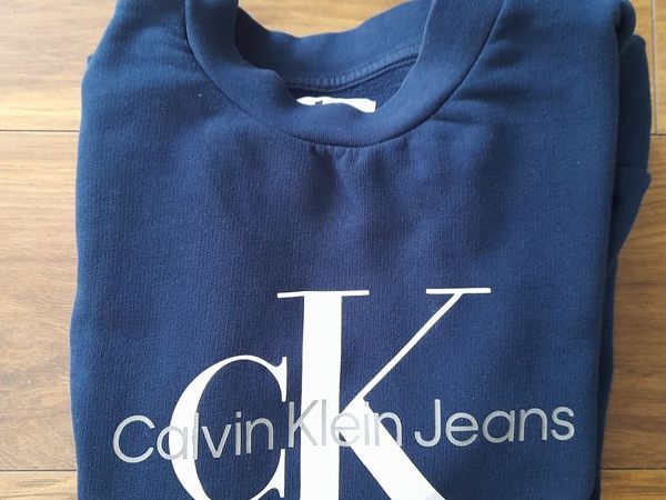 As new ladies Calvin Klein sweatshirt size medium - Main image