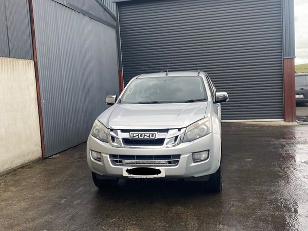 2014 Isuzu D-Max for Breaking - Main image