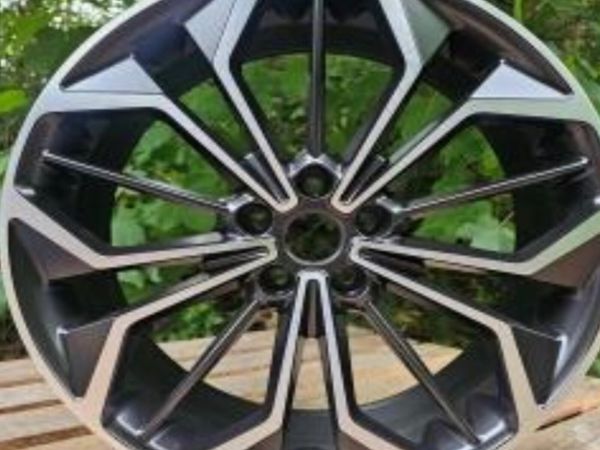 18” Ford st 5x108 alloy and tyres - Main image